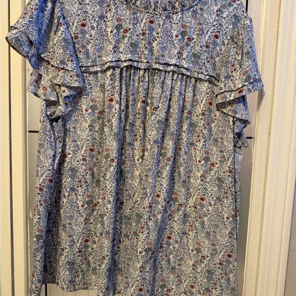 Rose & Olive Blue Floral Ruffle-Sleeve Blouse